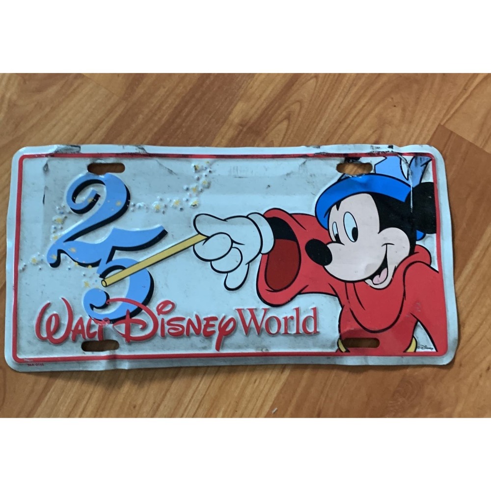Walt Disney World 25 years old plate